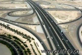 卡塔尔将花费1000亿美元建设公路及铁路