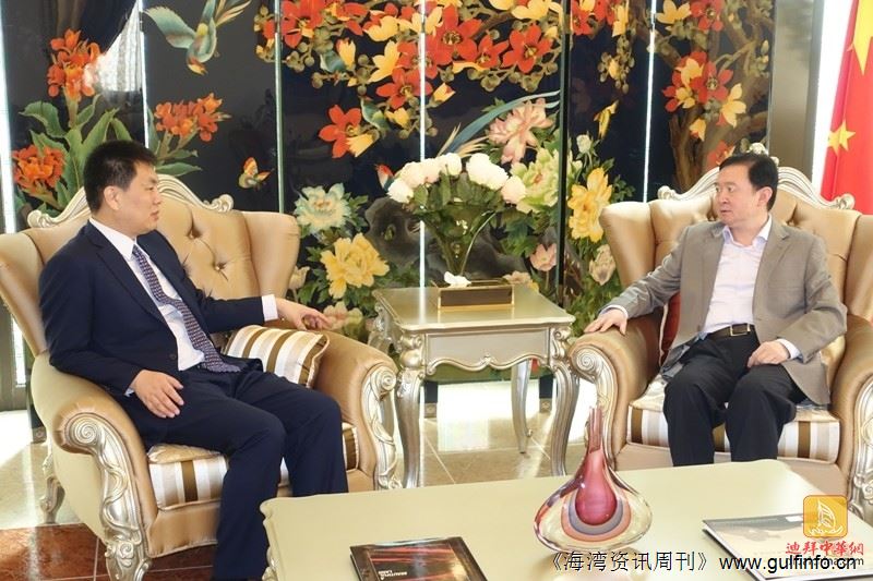 驻阿联酋大使常华会见中国农业银行副行长李振江