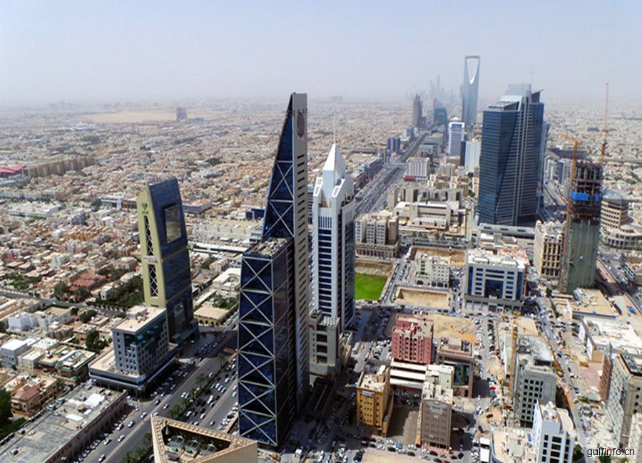 沙特经济增长预测可能进一步下降，除非<font color=#ff0000>石</font><font color=#ff0000>油</font>价格大幅反弹